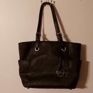 Michael Kors jet set tote